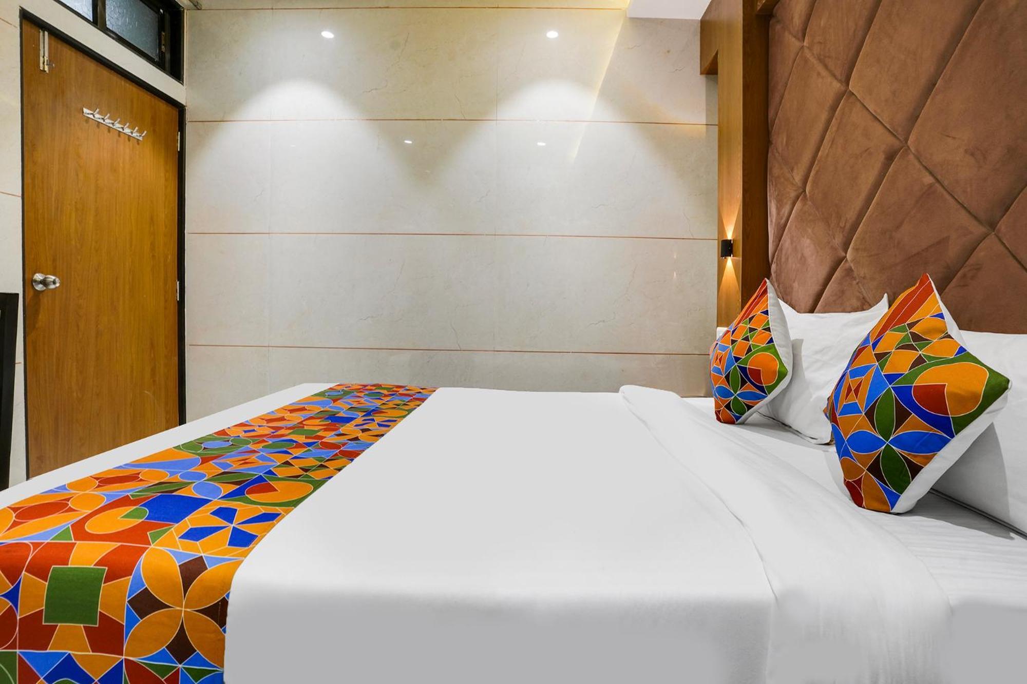 Fabhotel Rr Residency - Near Bkc Mumbai Exteriör bild